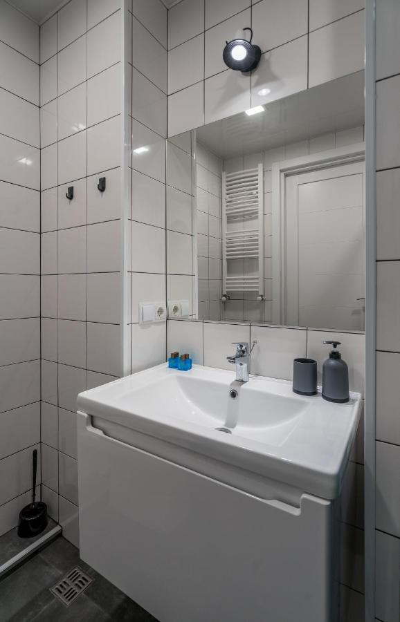 Loft1 Apartment 302 غودوري المظهر الخارجي الصورة